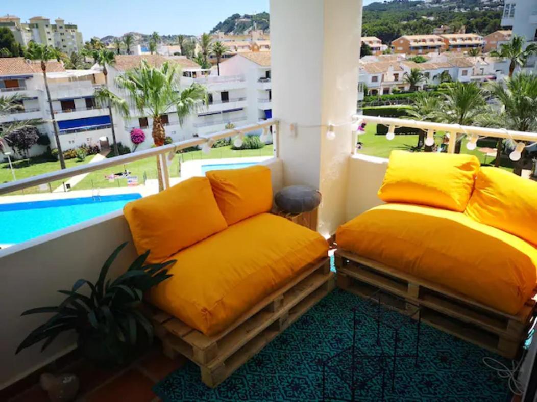Casa En Urb. Con La Piscina Mas Grande De Javea. Ngoại thất bức ảnh